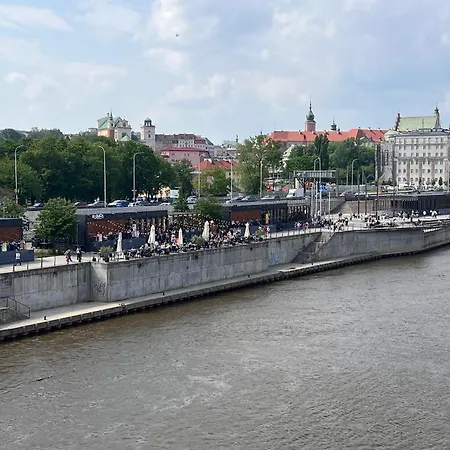 Smolna, Centrum Varsóvia